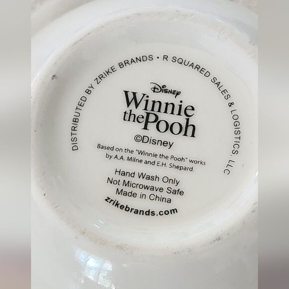Disney Winnie the Pooh Collectible Mug - Picture 4 of 6